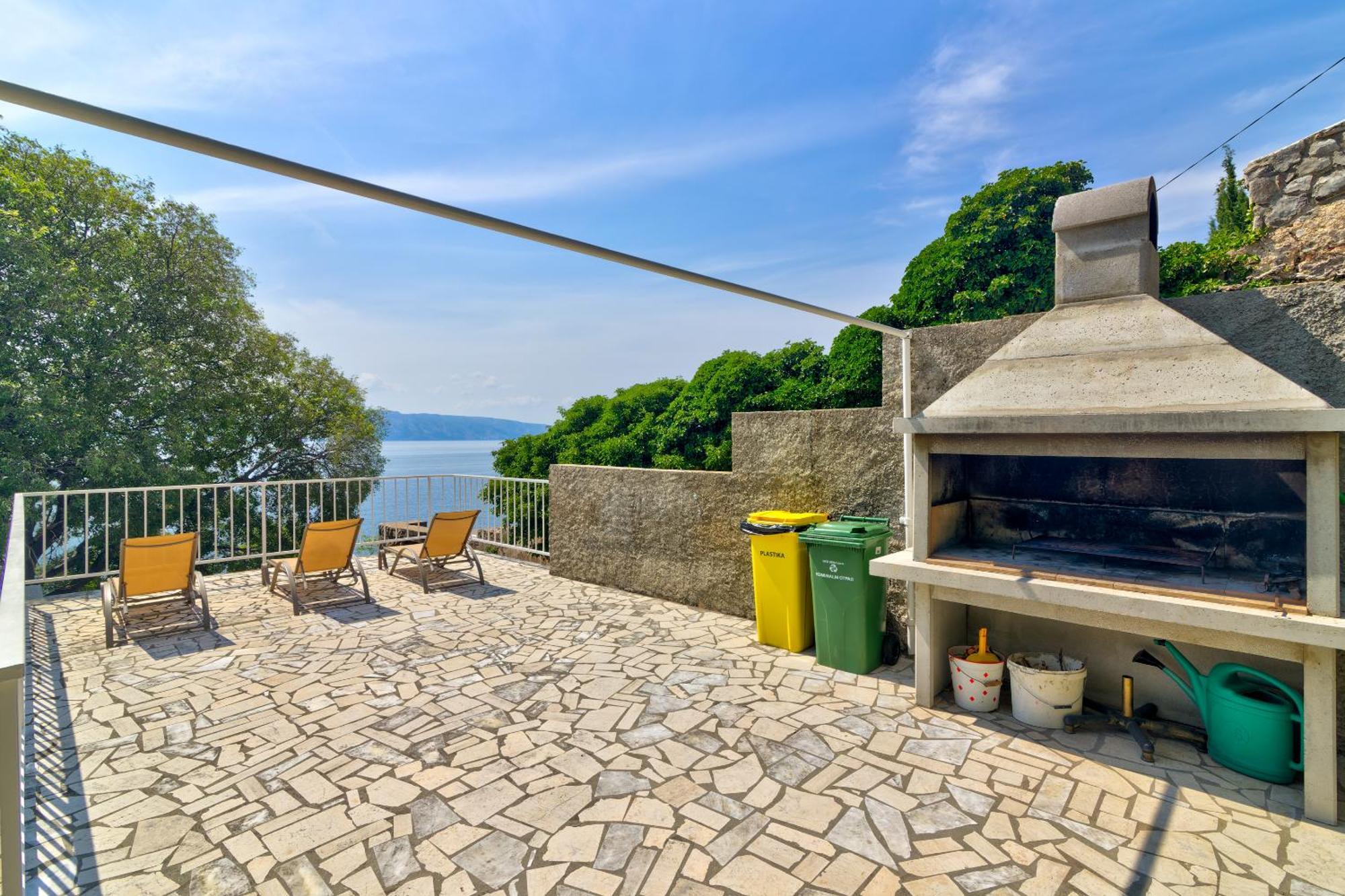 Apartments By The Beach Adela Senj 塞尼 外观 照片