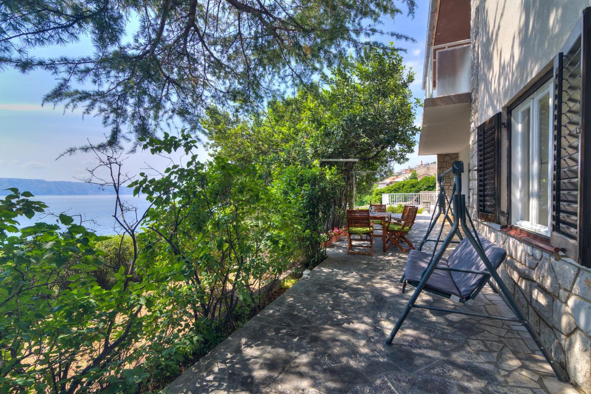 Apartments By The Beach Adela Senj 塞尼 外观 照片